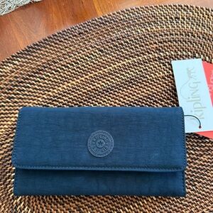 ❤️NWT❤️  Kipling Deep Navy Trifold Wallet – Brand New
